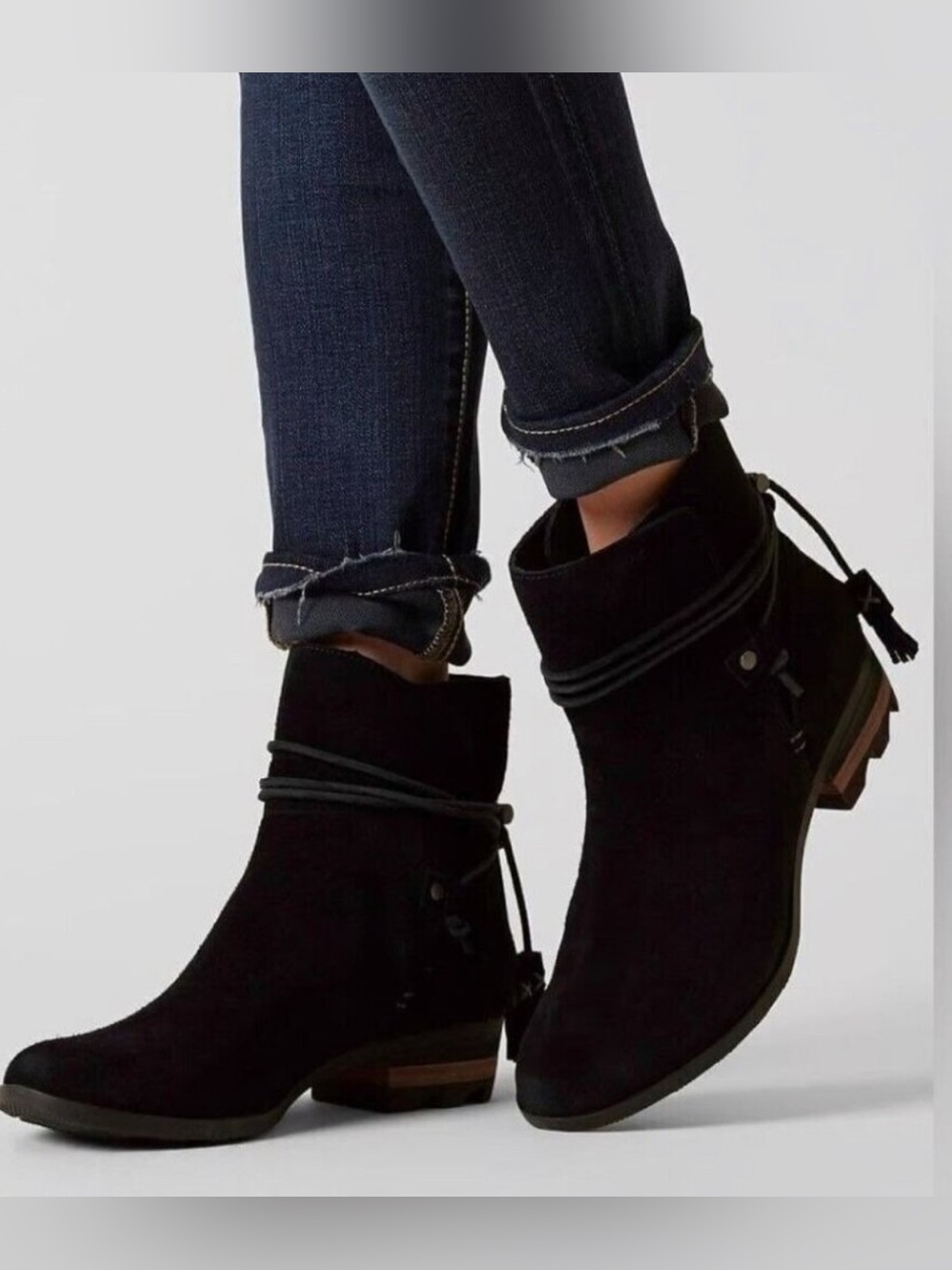 SOREL Farah Black Suede Ankle Booties Boho Wraparound Tie Tassel Low Heel